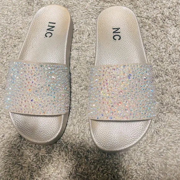 Women's Peymin Slides - Picture 3 of 3